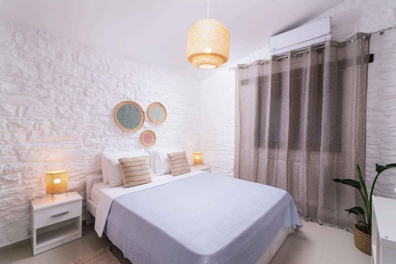 Villa Repsimia With Private Jacuzzi คอคคิโนส เปียร์โกส ภายนอก รูปภาพ